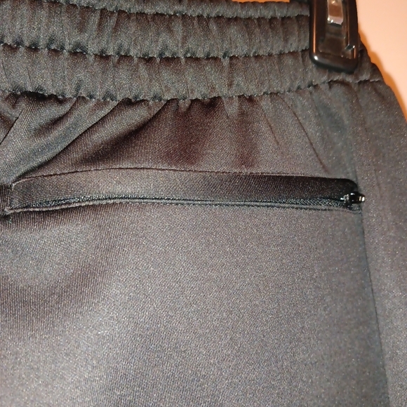 Footlocker Men's Polyester and Spandex Black Sweatpants - Picture 3 of 6